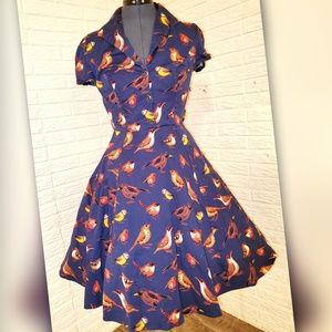 Belle Pogue Birdie Dress, Size Large.